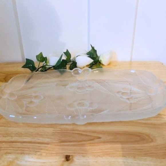 Mikasa Crystal Glass Buffet Platter Vintage Frosted Bountiful Cherries - Picture 1 of 6